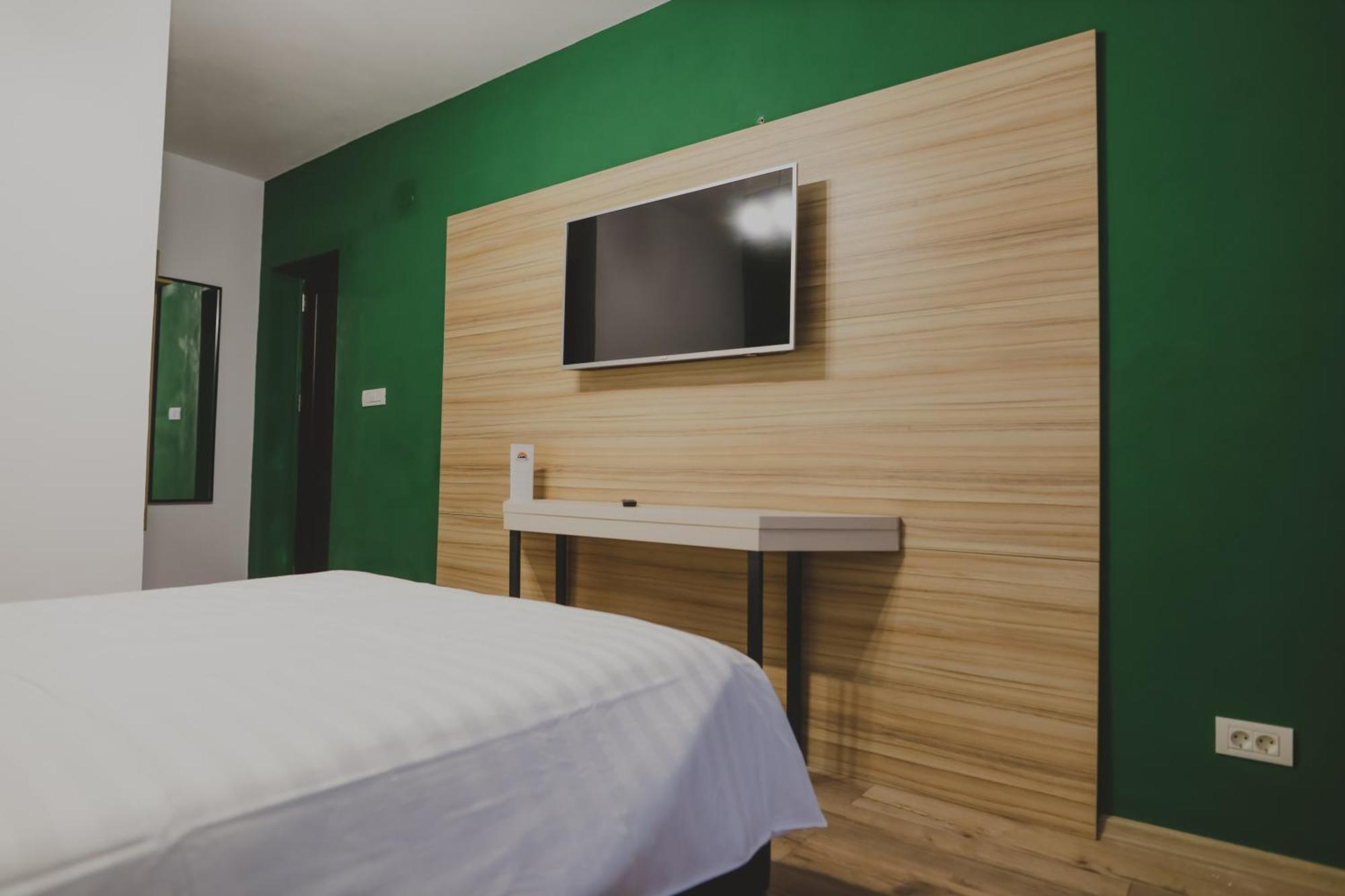 Altitude Guest House Ranca Room photo